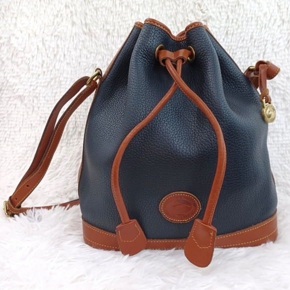 Dooney & Bourke Handbags - VTG Dooney & Bourke Navy and Brown Purse